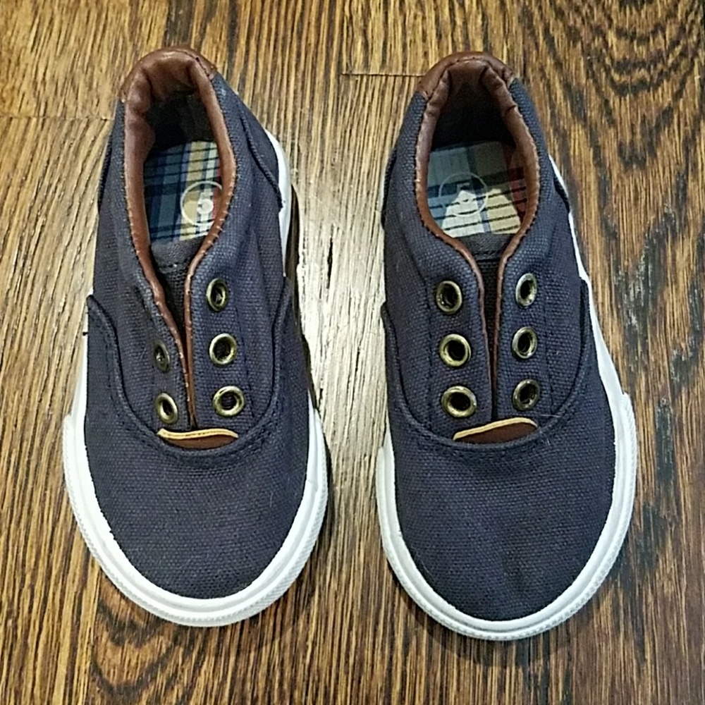 Cherokee Shoes Size 5
